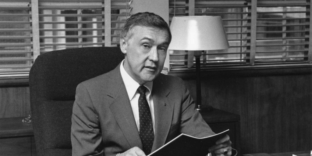 Win Phillips, dean of engineering from 1988 to 1999